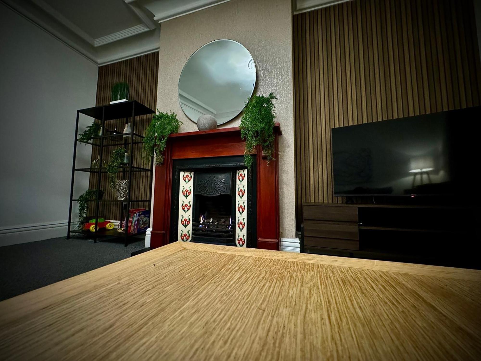 Sleeps10-Parking-Garden-Hottub-Petfriendly Villa Blackpool Luaran gambar