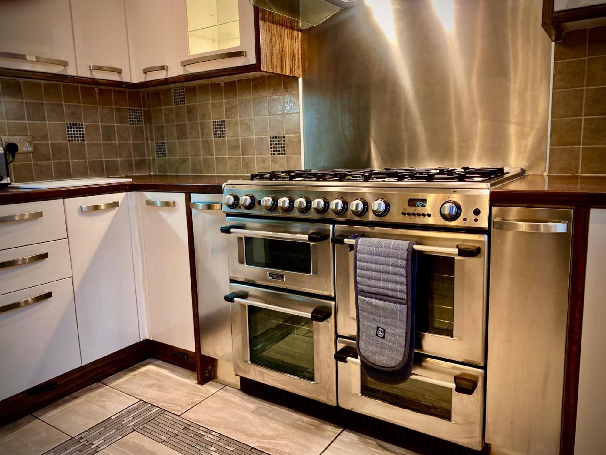 Sleeps10-Parking-Garden-Hottub-Petfriendly Villa Blackpool Luaran gambar